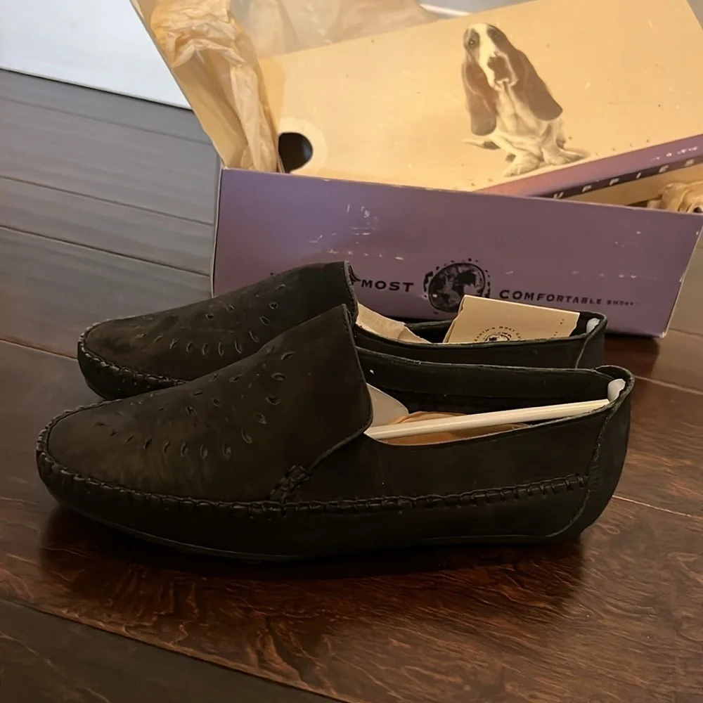 Vintage Hush Puppies Black Casual loafer NWT 7